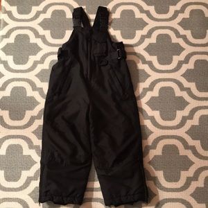3T black snow bibs with pockets